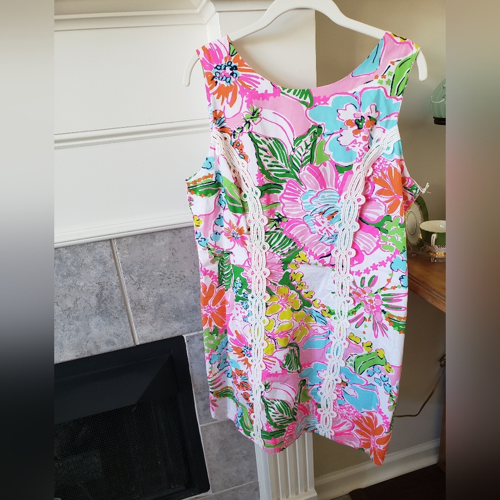 Lilly Pulitzer Multi-Color Floral Sleeveless Shift Dress